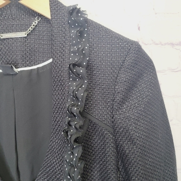 WHBM Fitted Blazer - Picture 2 of 8